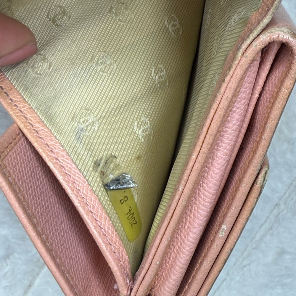 CHANEL COMPACT WALLET - Picture 10 of 10